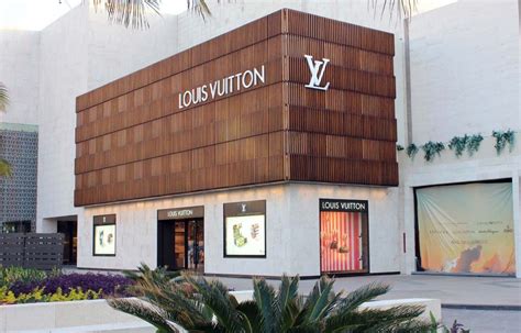 louis vuitton stores in mexico.